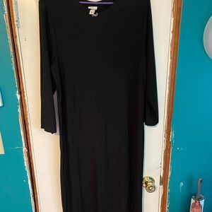 Body con long sleeved black dress